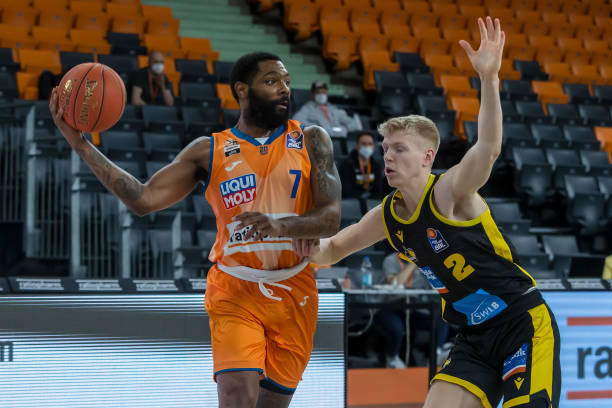 是各大豪门 是各大豪门