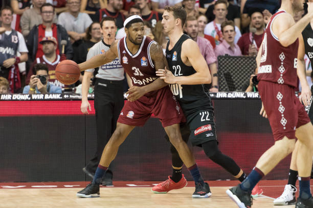 场比赛推向 场比赛推向