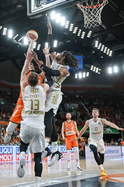 与魅力并存 与魅力并存